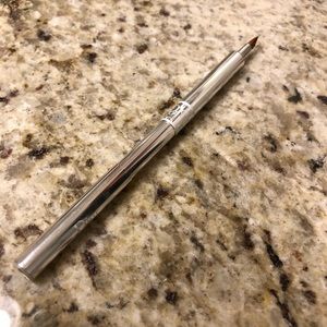 dior retractable lip brush